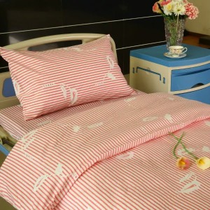 Y11 Poly Cotton Hospital Sengetøy Pink Stripe med Flower