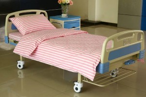 L4 Polyester Cotton Hospital Bed Linen Pink Stripes