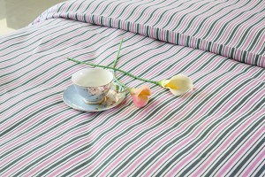 L4 Polyester Cotton Hospital Bed Linen Pink Stripes
