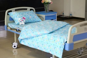 E21 Cotton Hospital Bed Linen for Paediatrics